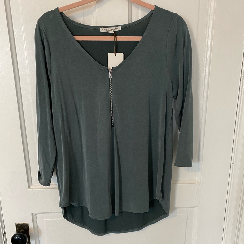 Green envelope NWT medium green top
